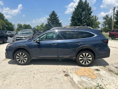Used 2024 Subaru Outback Touring XT AWD/4WD image 8