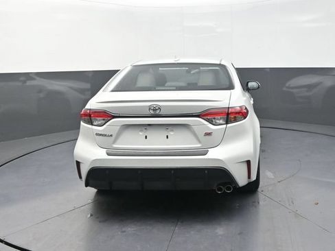 Used 2023 Toyota Corolla SE w/ SE Premium Package FWD image 9