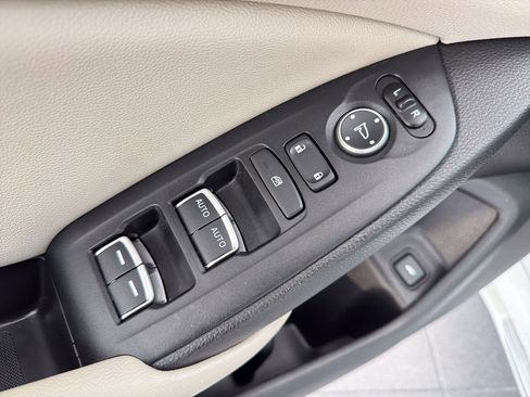 Used 2020 Honda Accord EX image 13