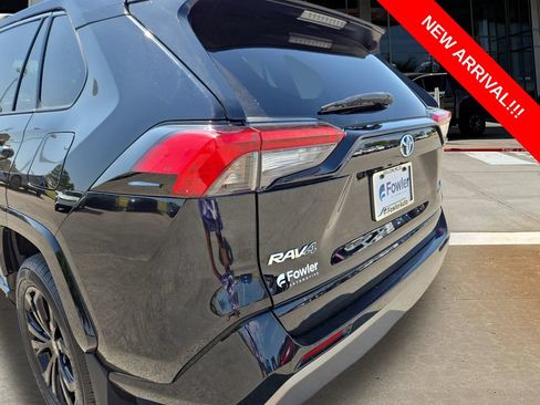 Used 2024 Toyota RAV4 SE AWD/4WD image 30