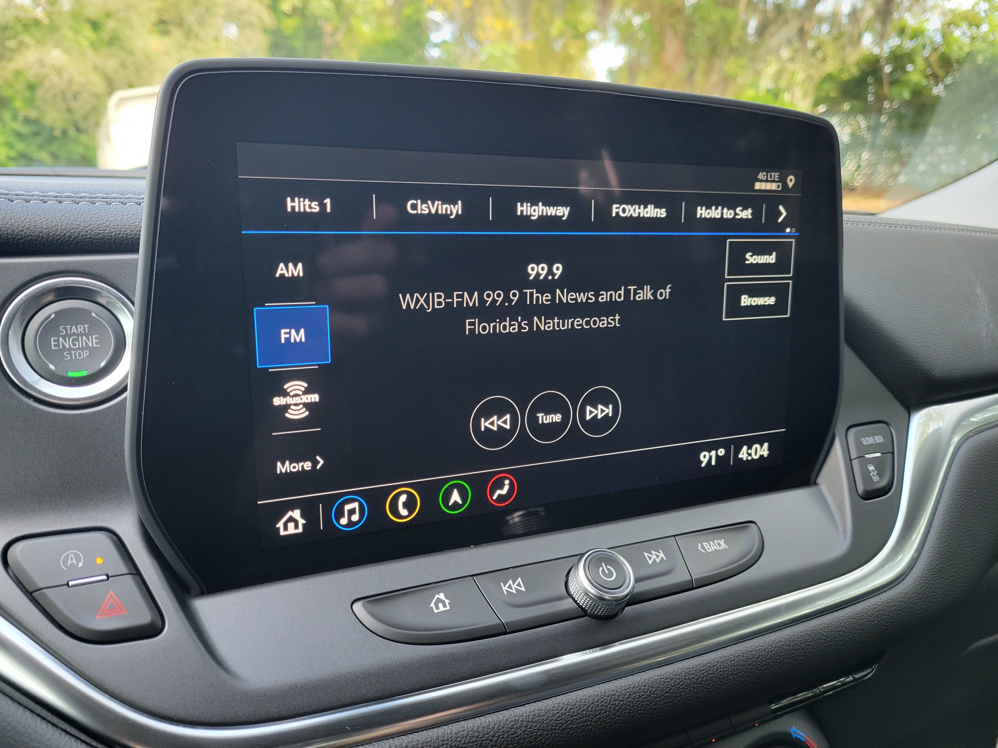 New 2026 Chevrolet Blazer LT w/ Sound & Technology Package AWD/4WD image 17