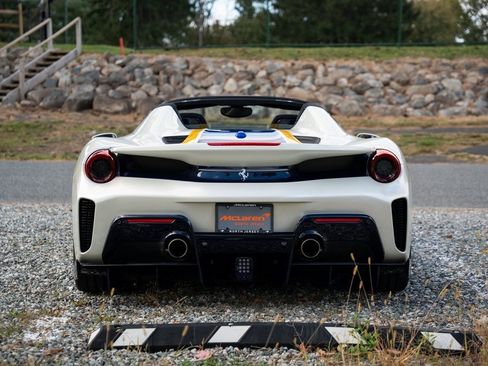 Used 2020 Ferrari 488 Pista Spider image 6