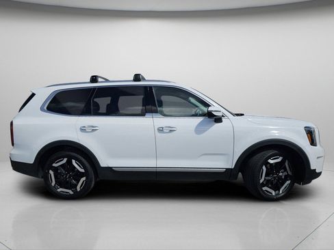 Used 2025 Kia Telluride S AWD/4WD image 25