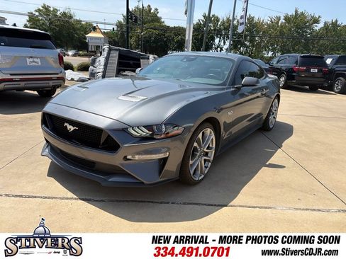 Used 2021 Ford Mustang GT Premium w/ Equipment Group 401A RWD image 4