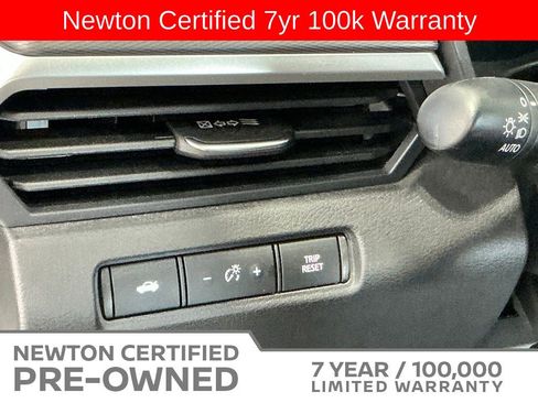 Used 2025 Nissan Altima 2.5 SR FWD image 17