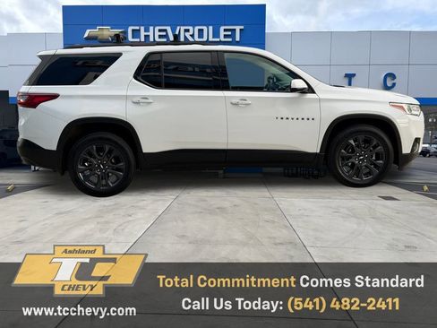 Certified 2021 Chevrolet Traverse RS w/ LPO, Floor Liner Package image 6