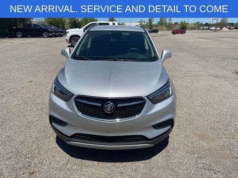 Used 2022 Buick Encore Preferred AWD/4WD image 1