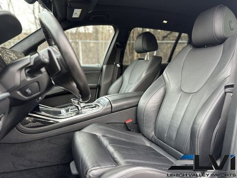 Used 2020 BMW X7 xDrive40i w/ M Sport Package AWD/4WD image 16