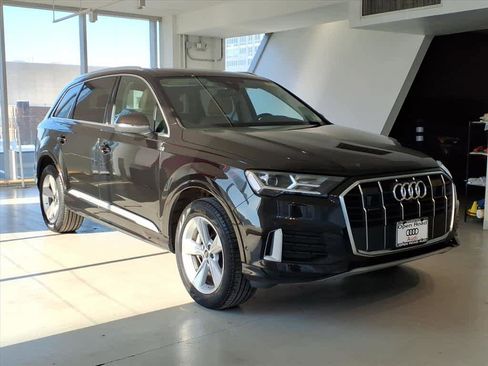 Used 2023 Audi Q7 2.0T Premium Plus w/ Premium Plus Package image 3