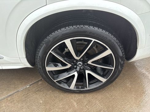 Certified 2023 Volvo XC90 B6 Plus w/ Protection Package Premier image 14