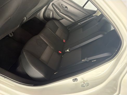 Used 2024 Nissan Sentra SV FWD image 8