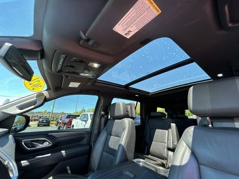 Used 2021 Chevrolet Tahoe Z71 w/ Luxury Package AWD/4WD image 34