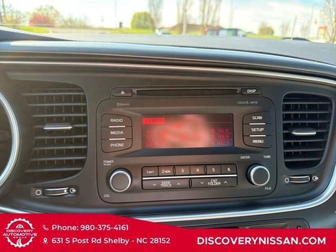 Used 2015 Kia Optima LX FWD image 15