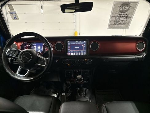 Used 2021 Jeep Gladiator Rubicon image 10
