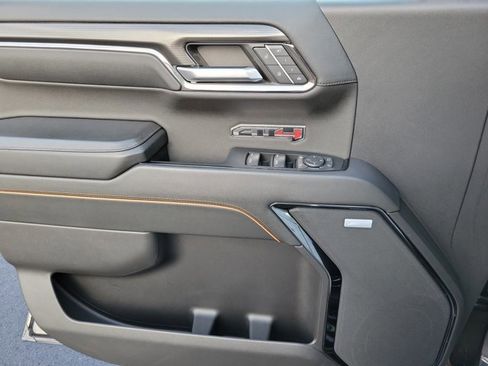 Used 2024 GMC Sierra 1500 AT4 w/ Technology Package image 24