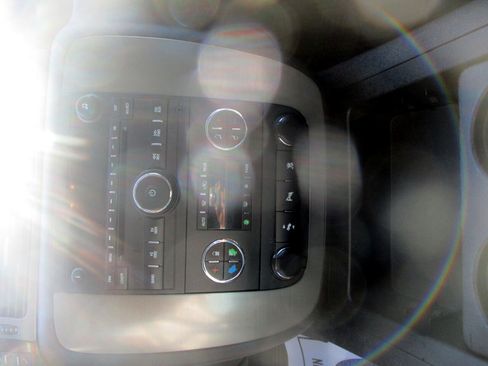 Used 2009 GMC Yukon SLT image 11