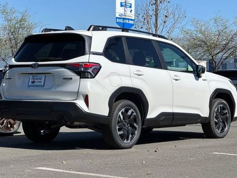 New 2026 Subaru Forester Touring AWD/4WD image 4