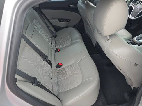 Used 2013 Buick Verano FWD image 12