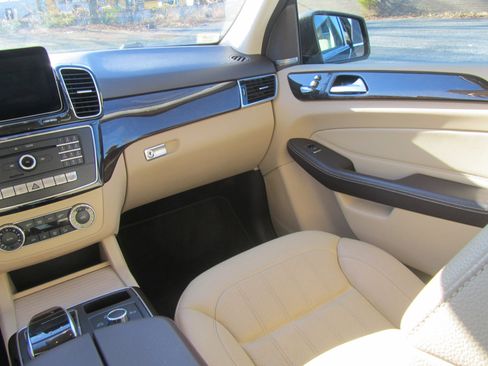 Used 2017 Mercedes-Benz GLE 350 image 14