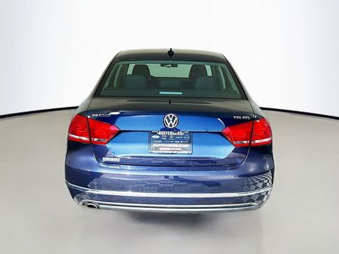 Used 2014 Volkswagen Passat TDI SEL Premium image 6
