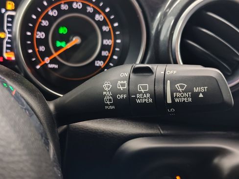 Used 2020 Jeep Wrangler Unlimited Sahara AWD/4WD image 37