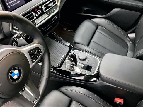 Used 2024 BMW X3 sDrive30i w/ Premium Package RWD image 16