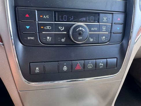 Used 2013 Jeep Grand Cherokee Overland RWD image 58