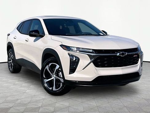 New 2026 Chevrolet Trax RS w/ Sunroof Package FWD image 1