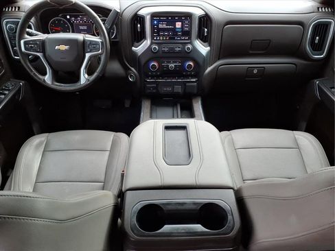 Used 2020 Chevrolet Silverado 2500 LTZ w/ LTZ Texas Edition image 21