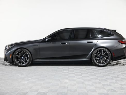 Used 2026 BMW M5 Touring AWD/4WD image 12