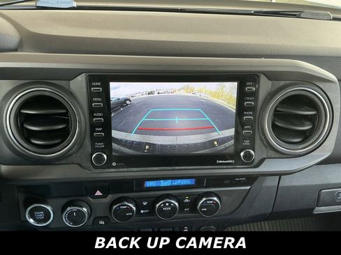 Certified 2023 Toyota Tacoma TRD Off-Road image 10