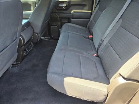Used 2020 Chevrolet Silverado 1500 LT AWD/4WD image 11