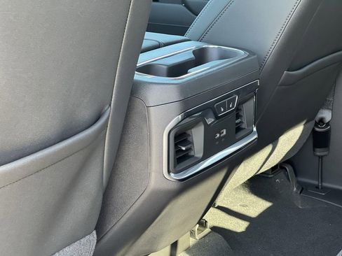 New 2026 GMC Sierra 1500 SLT w/ SLT Premium Package image 26