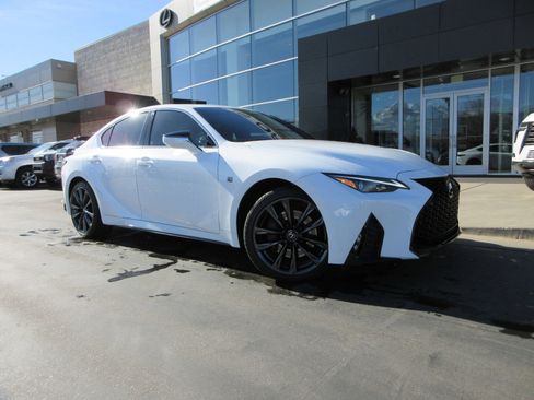 Used 2025 Lexus IS 300 F Sport image 14
