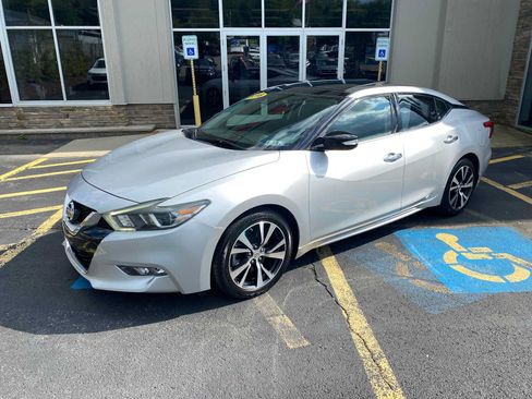 Used 2016 Nissan Maxima 3.5 SL FWD image 2