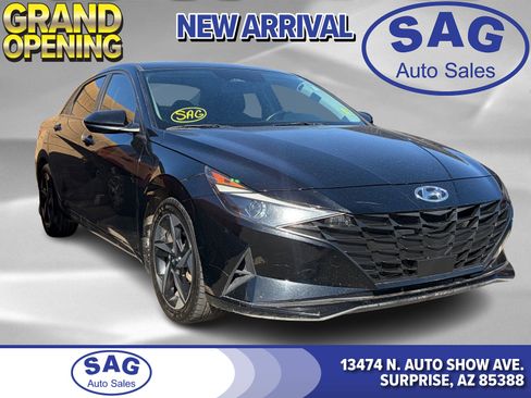 Used 2023 Hyundai Elantra SEL w/ Convenience Package image 1