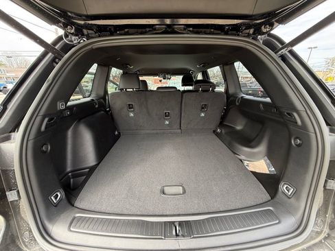 New 2026 Jeep Grand Cherokee Altitude AWD/4WD image 25
