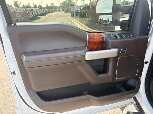 Used 2022 Ford F250 King Ranch AWD/4WD image 8