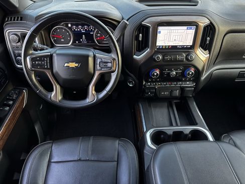 Used 2023 Chevrolet Silverado 2500 High Country w/ Safety Package II image 3