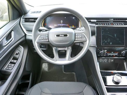New 2026 Jeep Grand Cherokee L Laredo RWD image 21