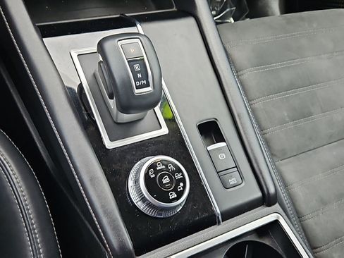 Used 2022 Mitsubishi Outlander SE AWD/4WD image 17