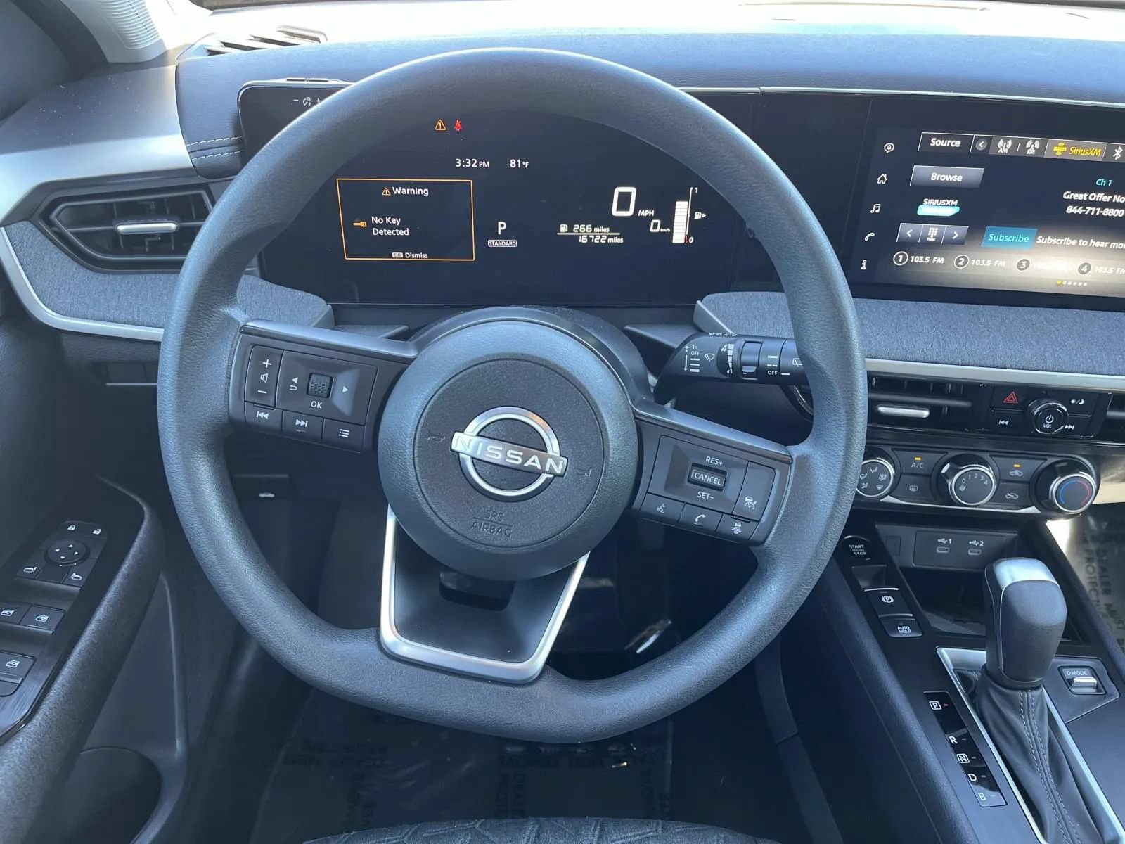 Used 2025 Nissan Kicks SV w/ Illumination Package FWD image 12