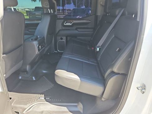 Used 2022 GMC Sierra 1500 Elevation w/ Elevation Premium Package AWD/4WD image 24