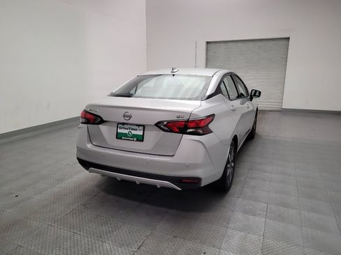 Used 2023 Nissan Versa SV FWD image 7