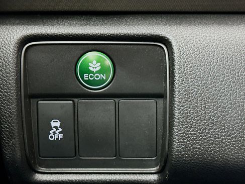 Used 2017 Honda Accord EX-L image 16