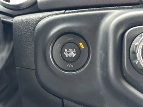 Used 2022 Jeep Gladiator Mojave w/ LED Lighting Group image 23