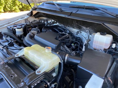 Used 2016 Nissan NV 1500 S w/ Power Package image 10