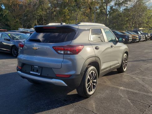 Used 2024 Chevrolet TrailBlazer LT w/ Driver Confidence Package image 6