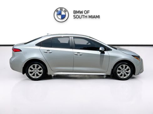 Used 2025 Toyota Corolla LE FWD image 8