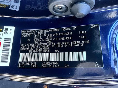 Used 2025 Toyota Sienna XLE w/ XLE Plus Package image 34